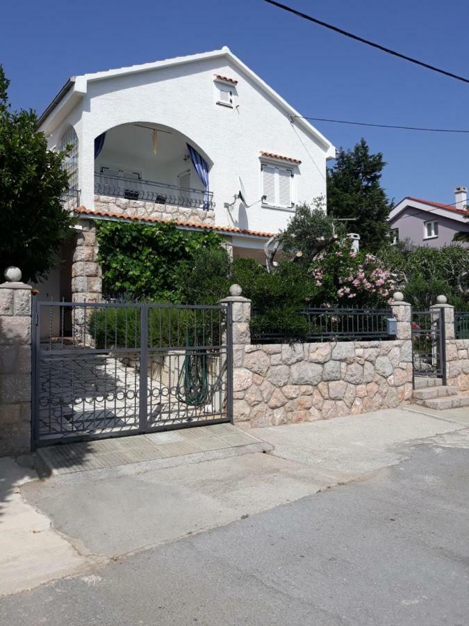 Apartman Grospic 2 Cesarica Luaran gambar